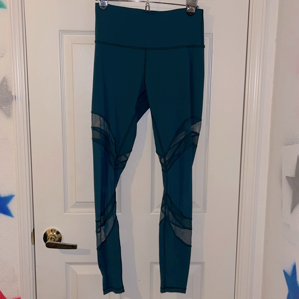 Lululemon Seek the heat tight 28”